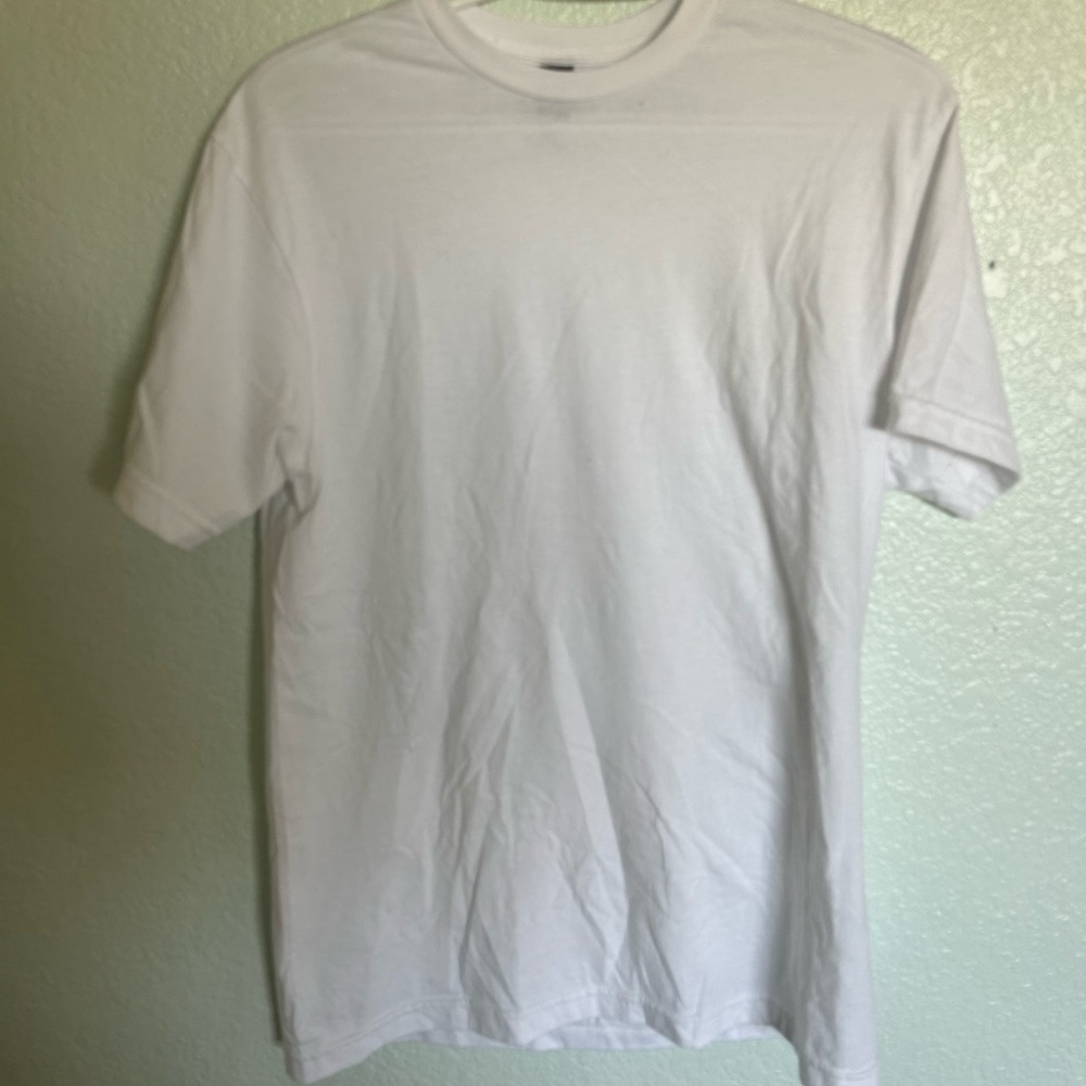plain t-shirt